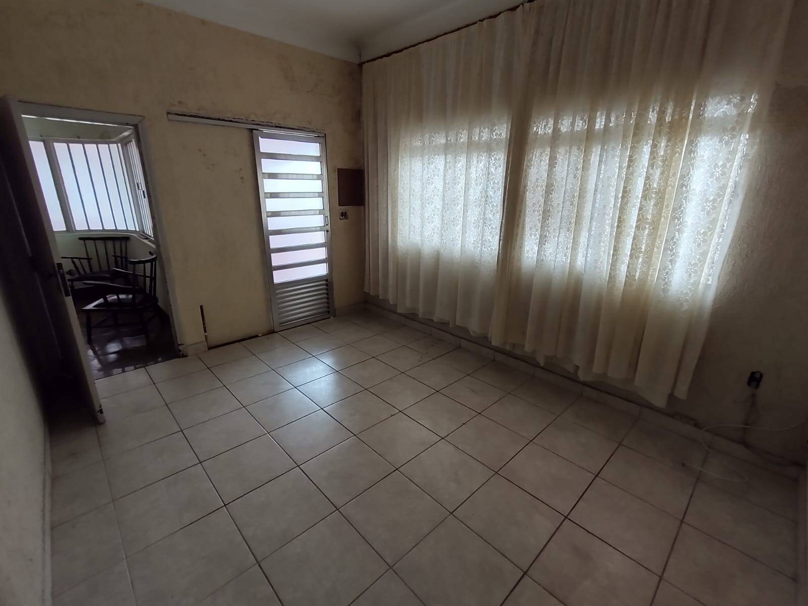 Casa, 2 quartos, 229 m² - Foto 3