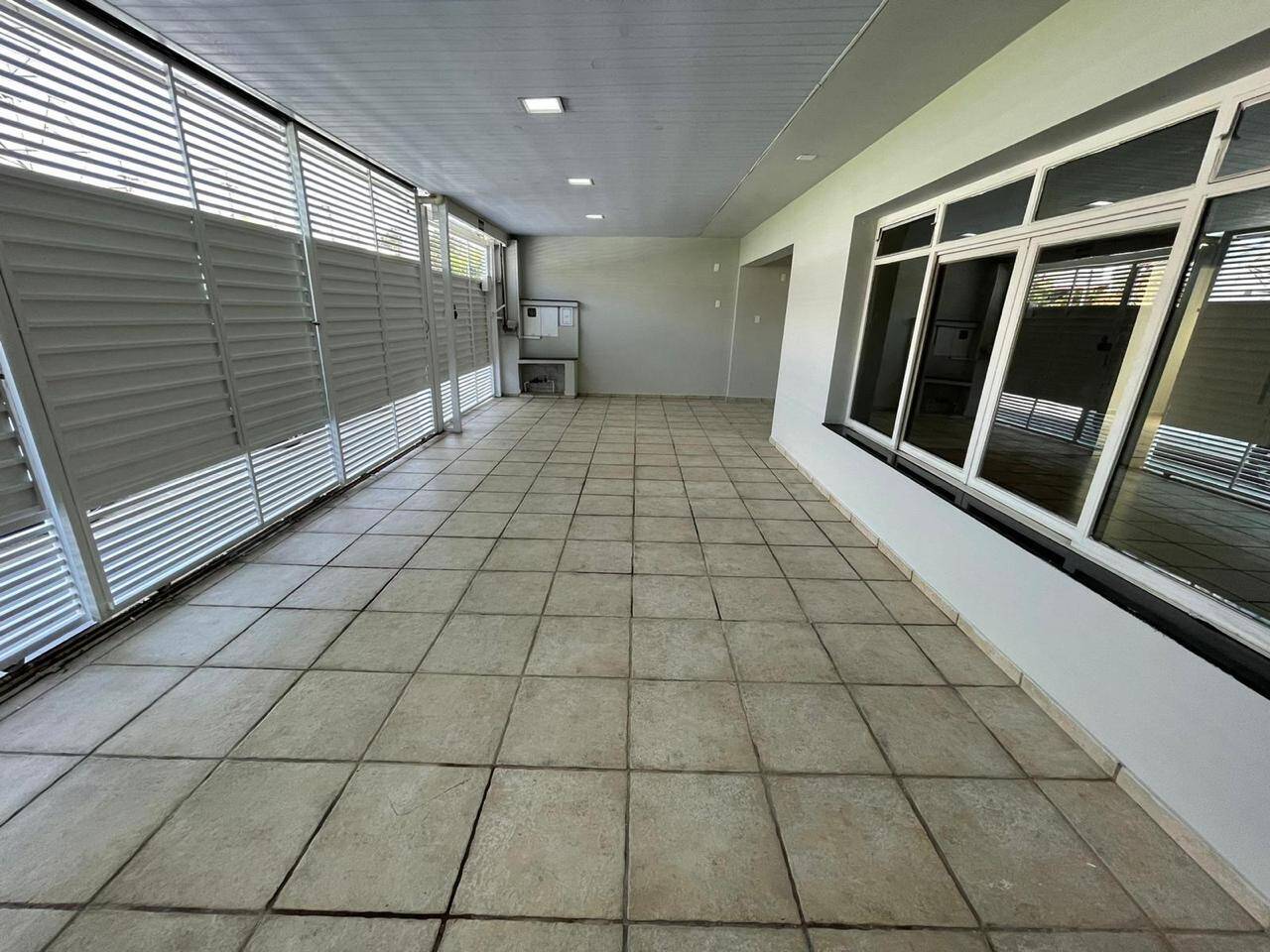 Prédio Inteiro, 350 m² - Foto 1