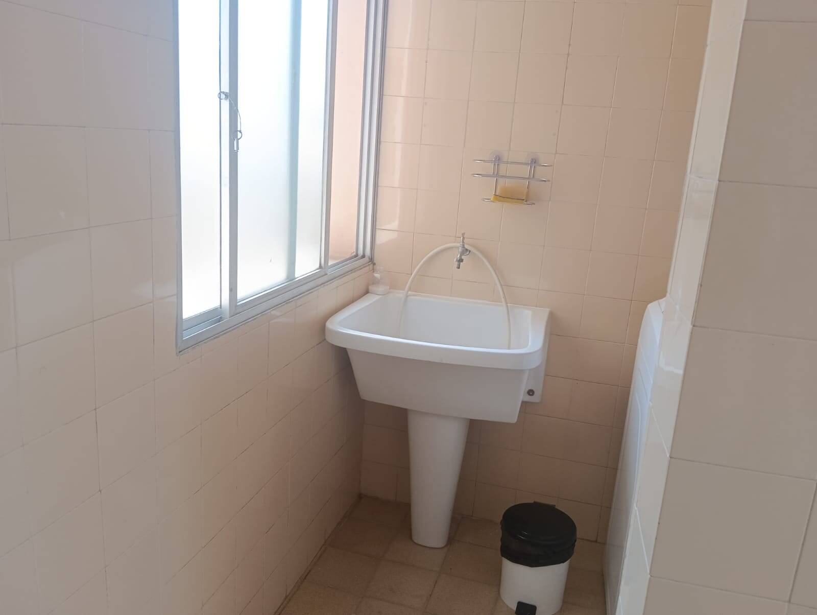 Apartamento para alugar com 1 quarto, 53m² - Foto 16