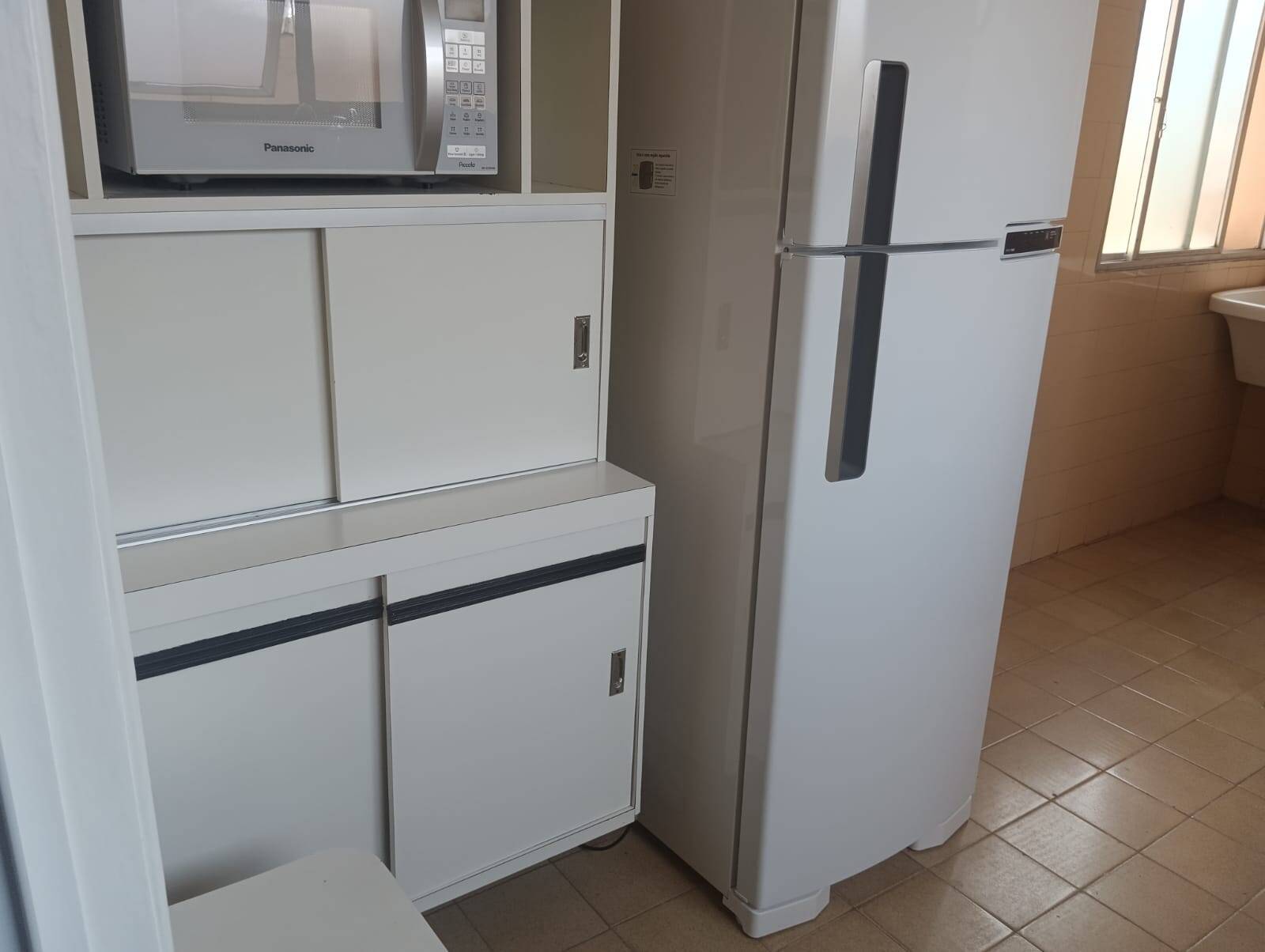 Apartamento para alugar com 1 quarto, 53m² - Foto 11