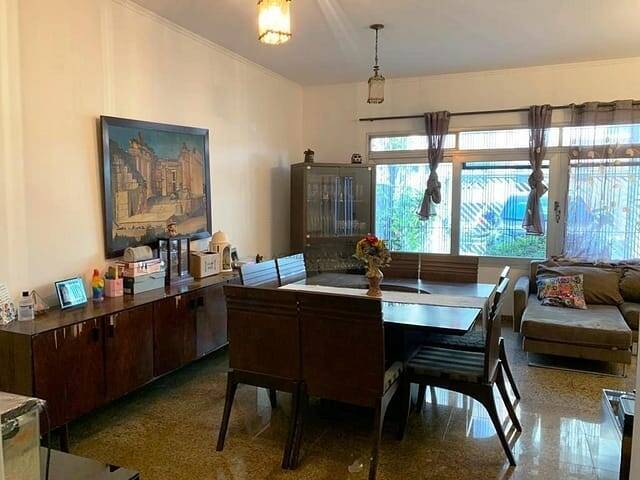 Casa, 2 quartos, 250 m² - Foto 1