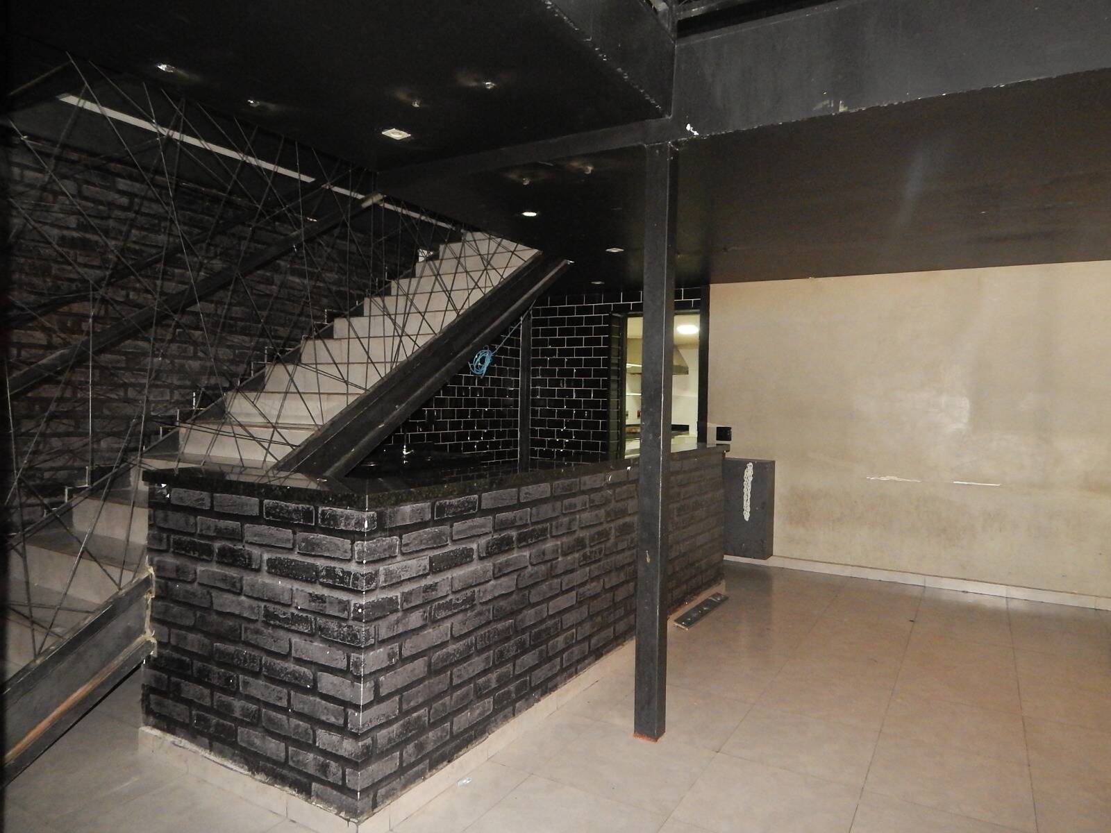 Depósito-Galpão-Armazém à venda e aluguel, 727m² - Foto 16