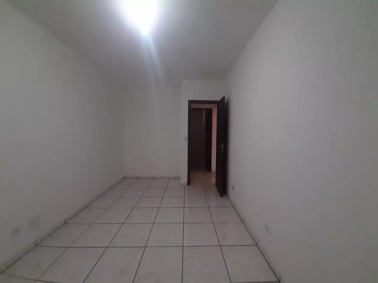 Apartamento para alugar com 2 quartos, 74m² - Foto 11