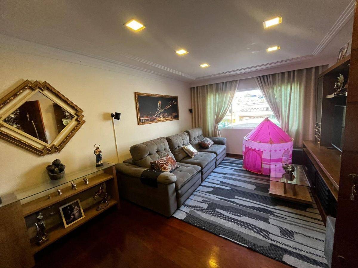 Casa, 3 quartos, 225 m² - Foto 10