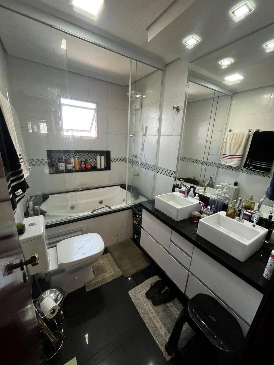 Casa, 3 quartos, 225 m² - Foto 16