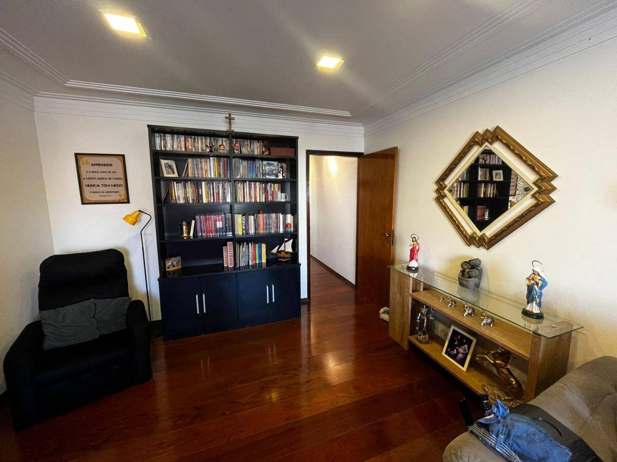 Casa, 3 quartos, 225 m² - Foto 15