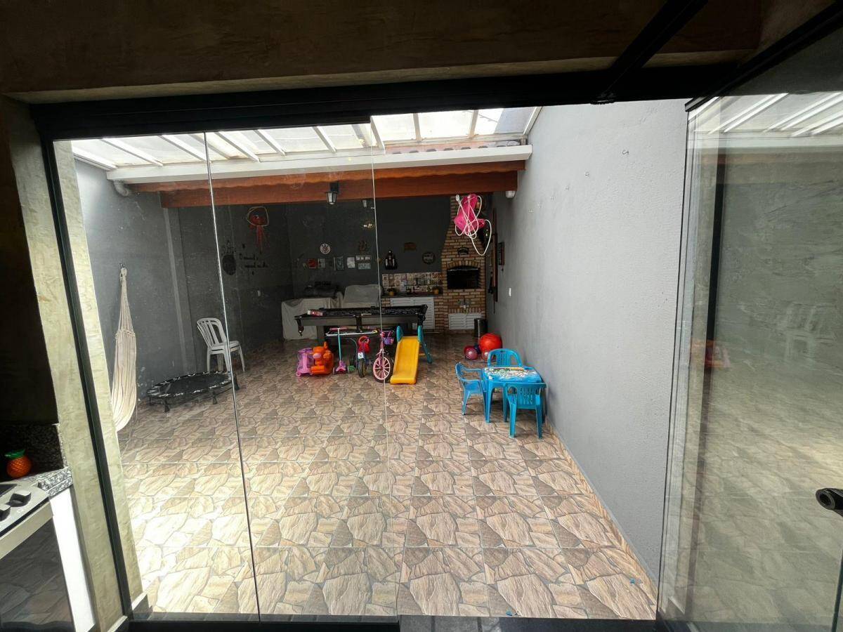 Casa, 3 quartos, 225 m² - Foto 22