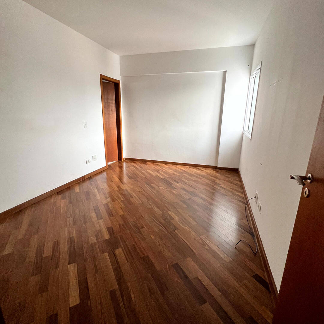 Apartamento, 3 quartos, 130 m² - Foto 4